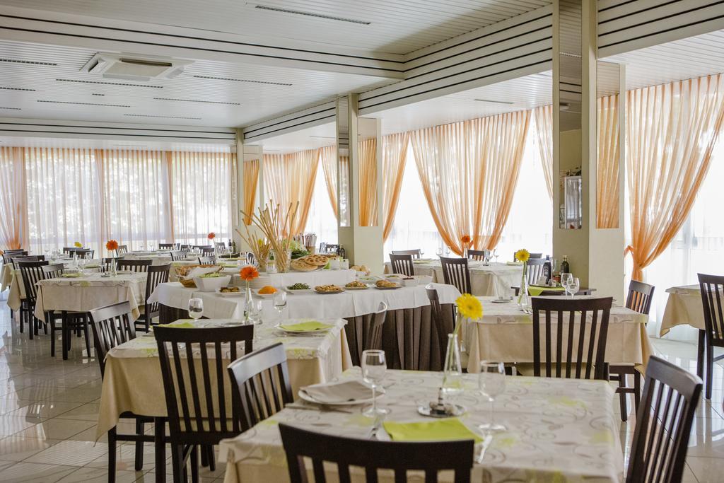Hotel Villa Tosi Белларія-Іджеа-Марина Екстер'єр фото